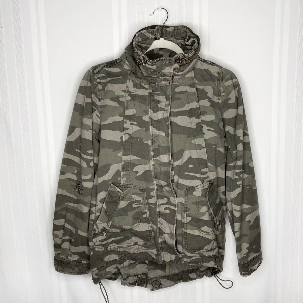 Jolt Long Sleeve Camouflage Hooded Zip Up Utility Jacket Medium Green